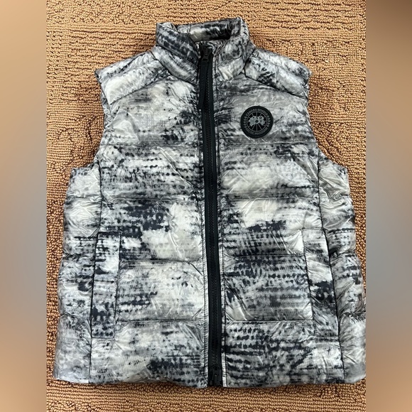 NWT CANADA GOOSE Cypress Vest Black Label Packable tie dye print size xs - Picture 3 of 16
